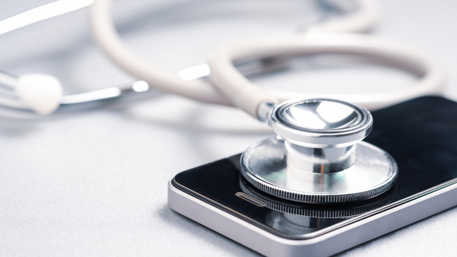 スマホ新法で増大する「事業者の責務」とは？11項目のアプリセキュリティ健康診断